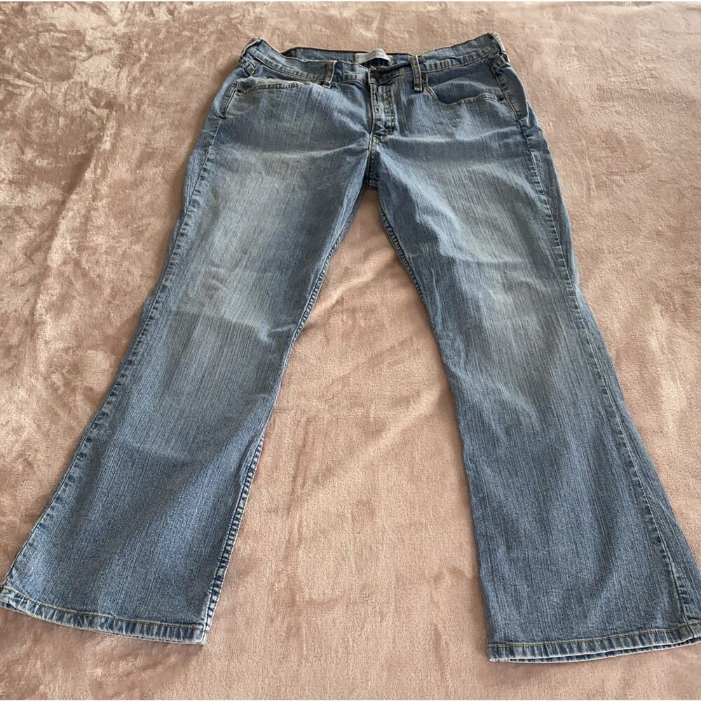 Levis Strauss Signature Blue Jeans 14 SHORT Mid Rise Bootcut Stretch NWT